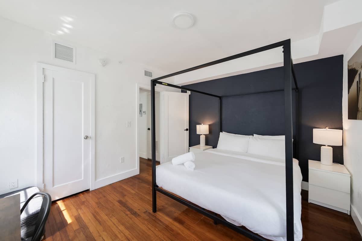 Apartment, 1 Double Bed with Sofa bed, Kitchen | Desk, laptop workspace, iron/ironing board, free WiFi
