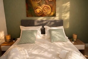 Internet, bed sheets - Vrbo Property (Lecci)
