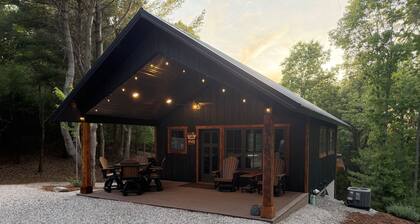 New Build 2-bedroom 2-bath cabin on 2 acres -sleeps 8 near Silverlake Sand Dunes