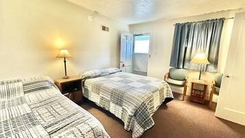 Double Room, 2 Queen Beds, Non Smoking