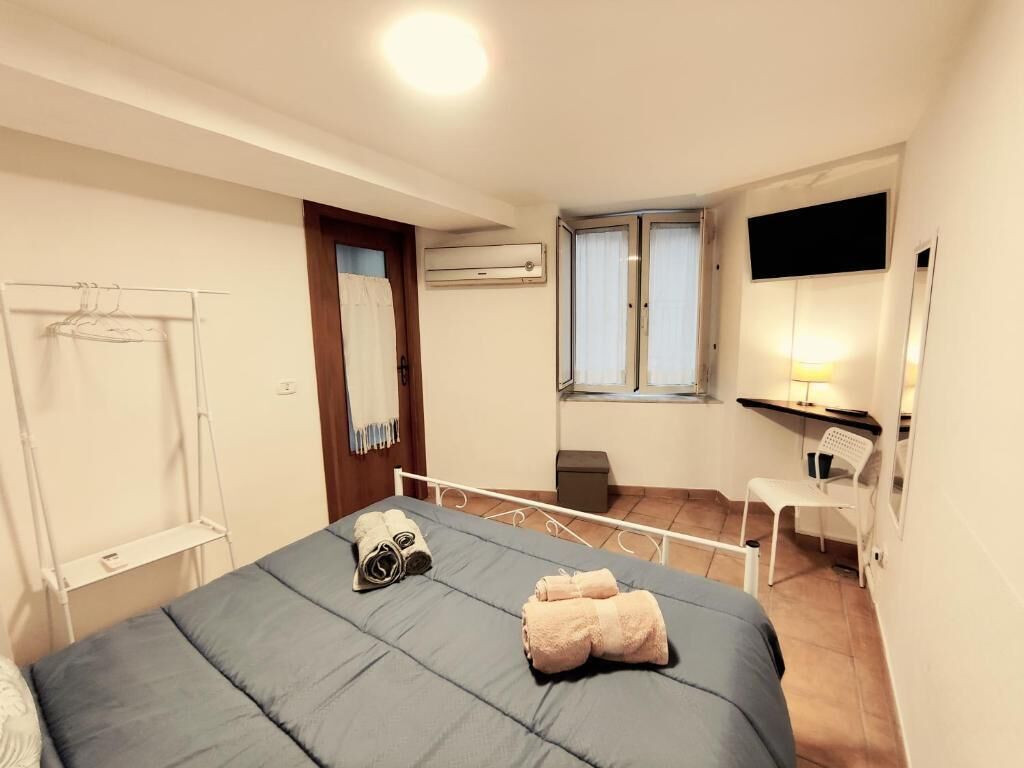 Standard Room, Balcony | Free WiFi