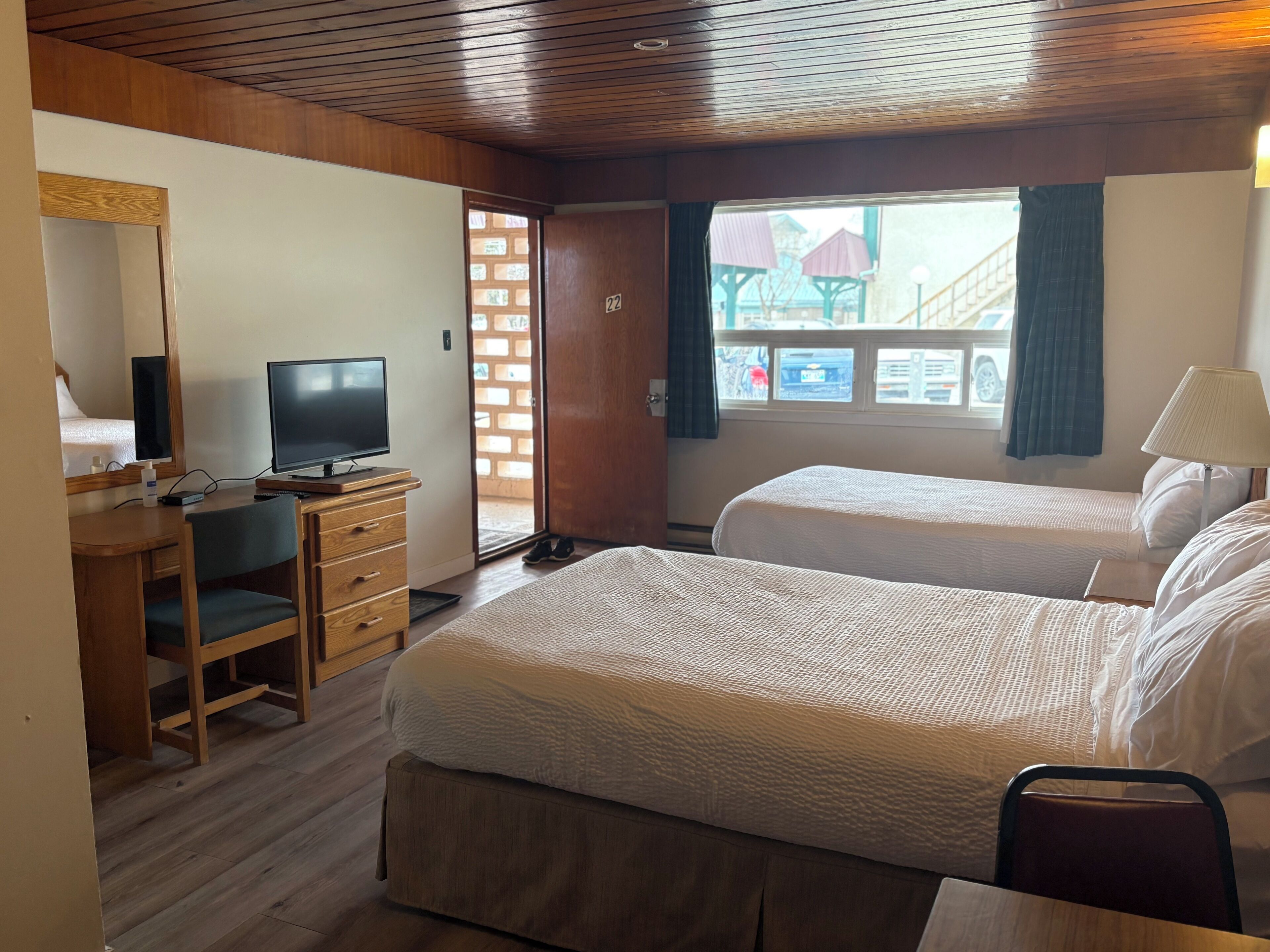 Standard Room | Desk, free WiFi