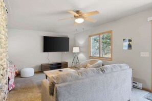 TV, offices - Cottage Near Torch Lake | Downtown Alden (Alden)