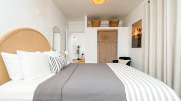 Standard Apartment, Pool View | Free WiFi