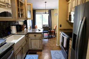 Fridge, microwave, oven, stovetop - Serene & stylish living space. (Eden Prairie)