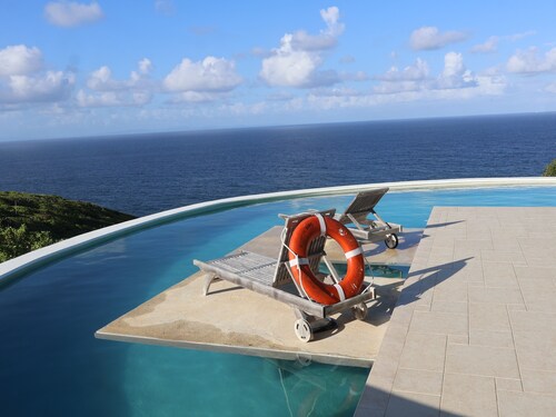 Jasdip, Aquatic Serenity where you can reset, relax, be free and breathe!