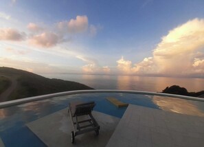Outdoor pool - Jasdip, Aquatic Serenity where you can reset, relax, be free and breathe! (Cap Estate)