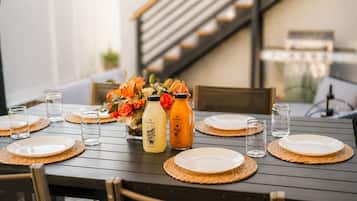 Outdoor dining