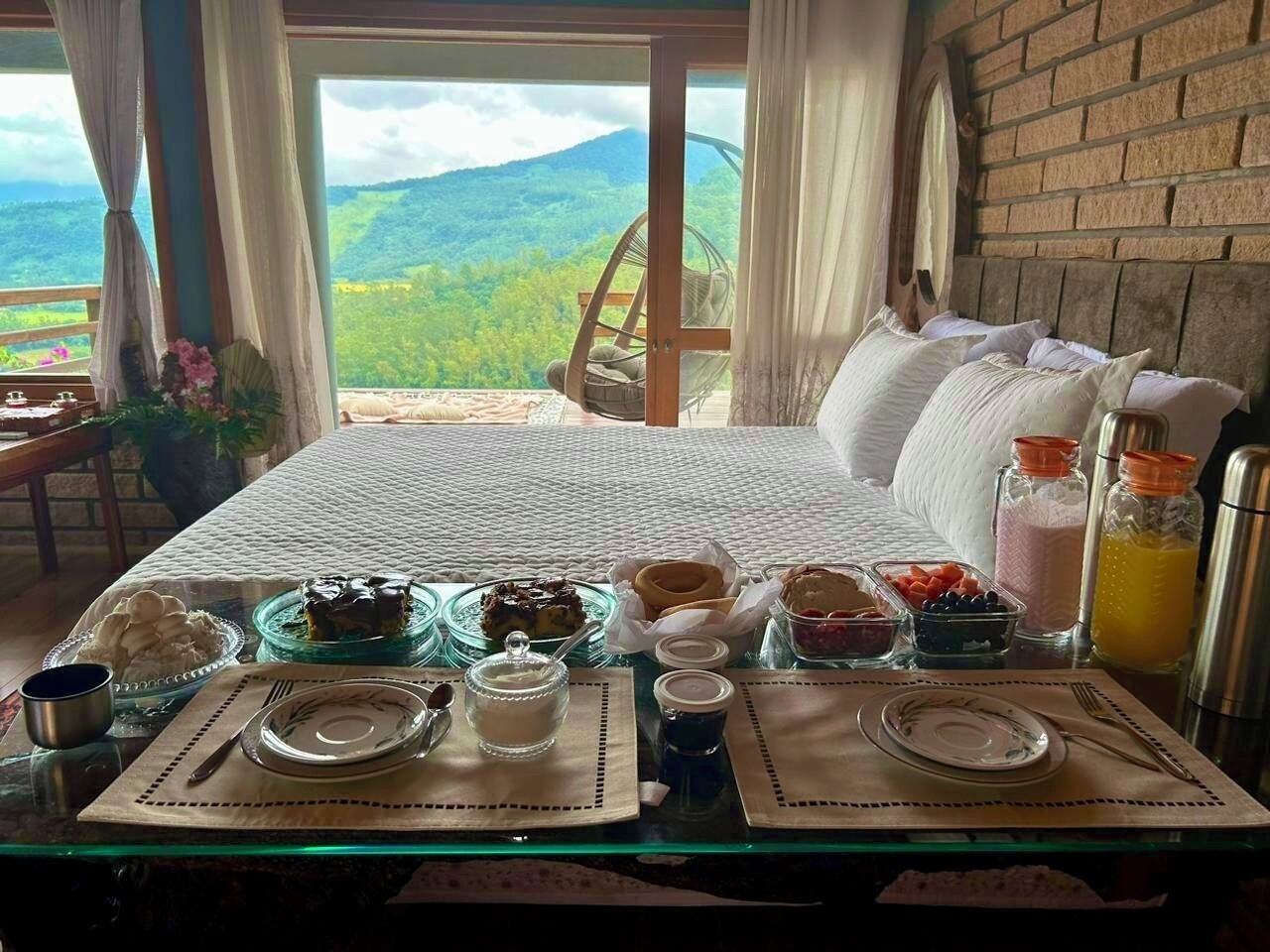 1 quarto, Wi-Fi de cortesia, roupa de cama