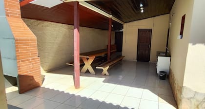 Three-bedroom house, family-friendly, well located.