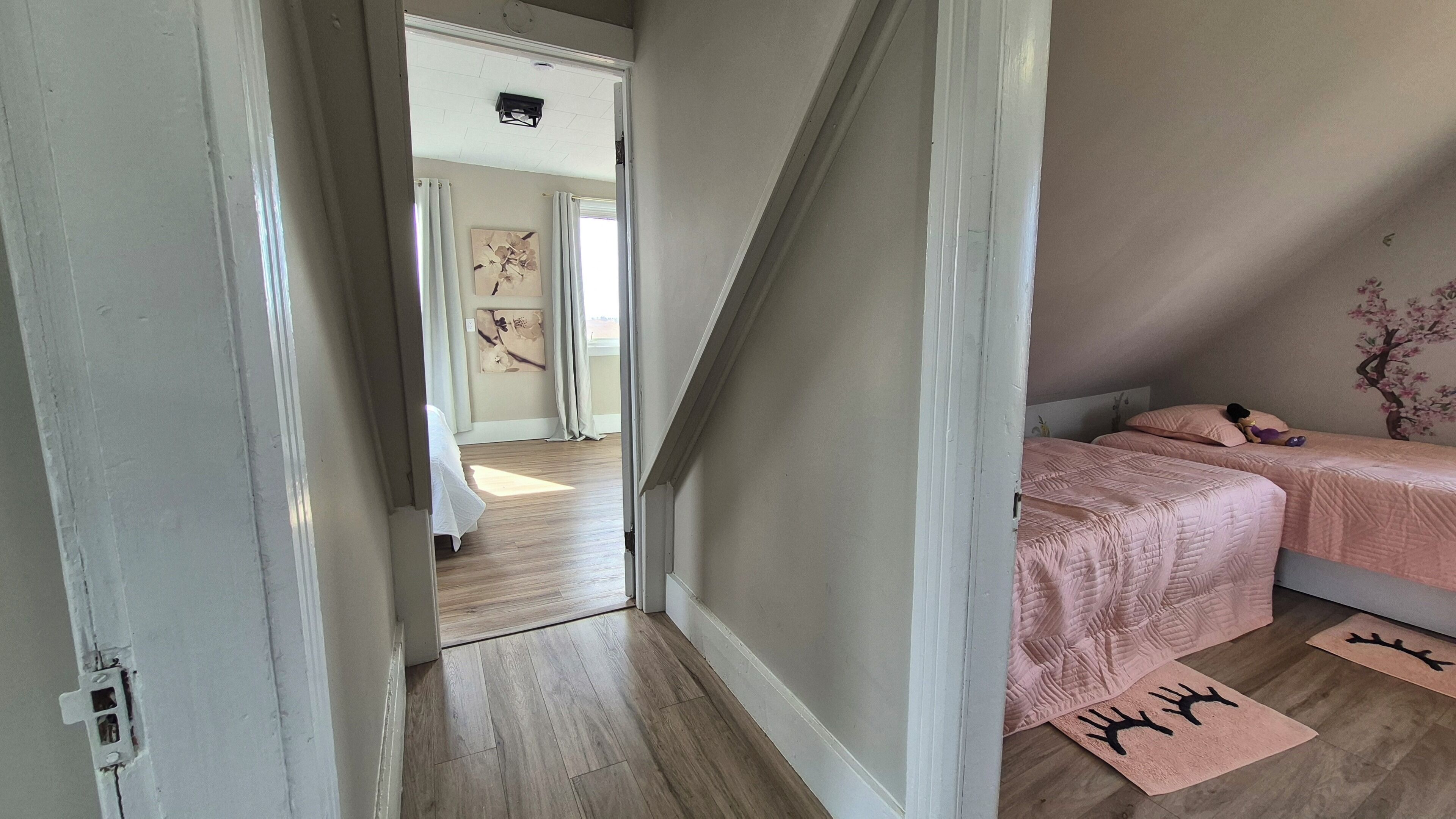 5 Schlafzimmer, Bügeleisen/Bügelbrett, Internetzugang, Bettwäsche