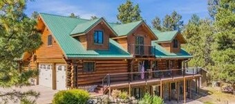Charming 6-bedroom log cabin in Black Forest perfect for big groups