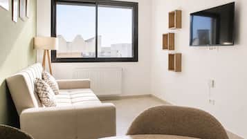 Apartment, 1 Bedroom, Smoking | Living room
