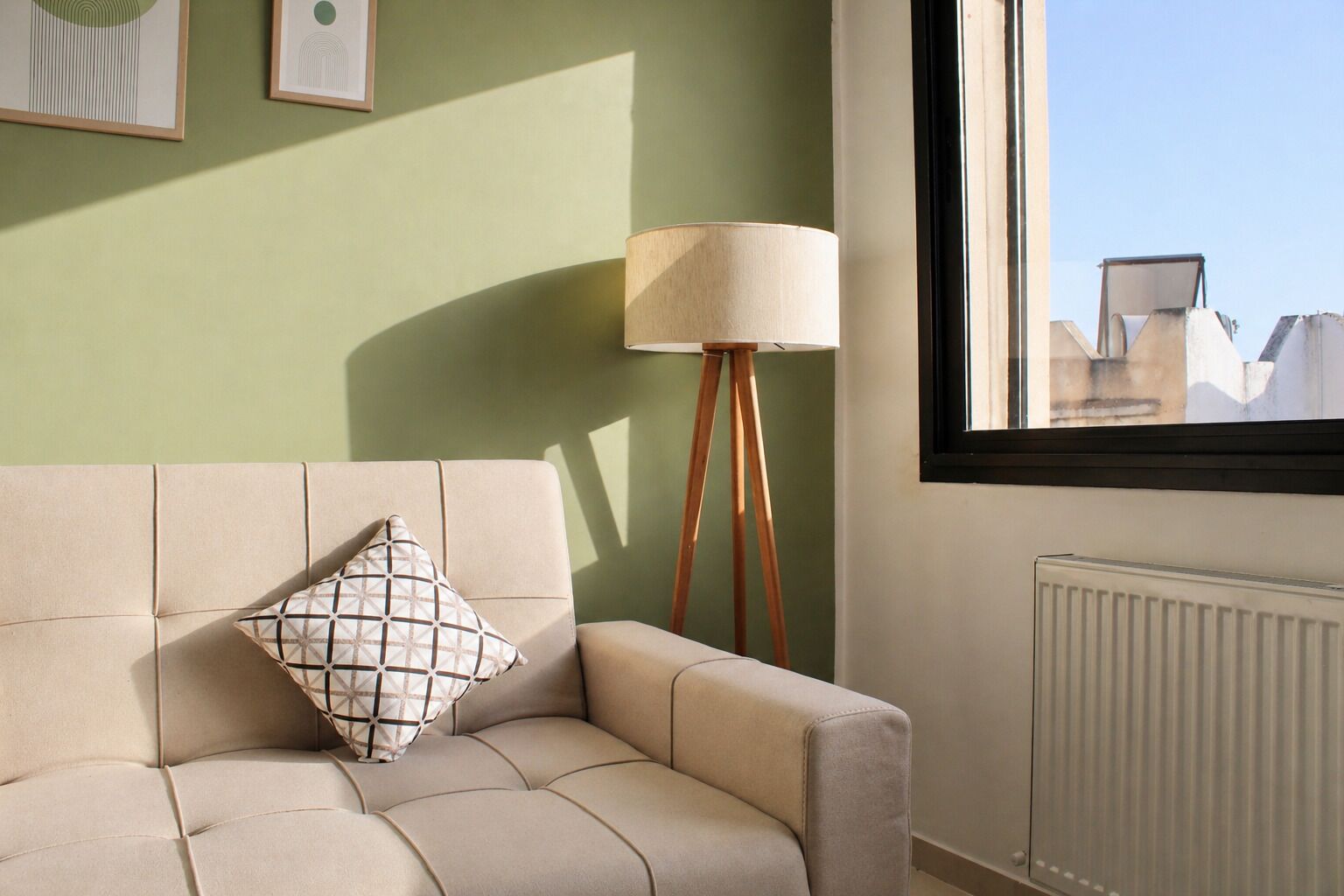 Apartment, 1 Bedroom, Smoking | Living room