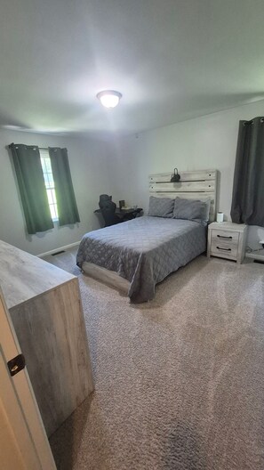 3 chambres, bureau, fer et planche à repasser, Wi-Fi gratuit