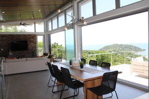 Interior - Glass House St. John (Cruz Bay)