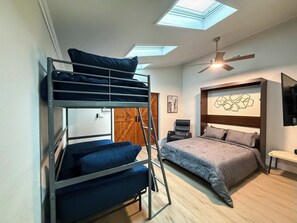 4 bedrooms, iron/ironing board, WiFi, bed sheets