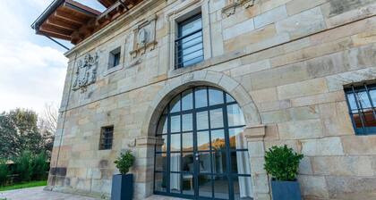 Sandoñana Palace - by Urban Hosting suite 6