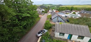 Exterior - Llysawelon 2-bed Cottage, Sleeps 5, Pets Ok (Carmarthen)