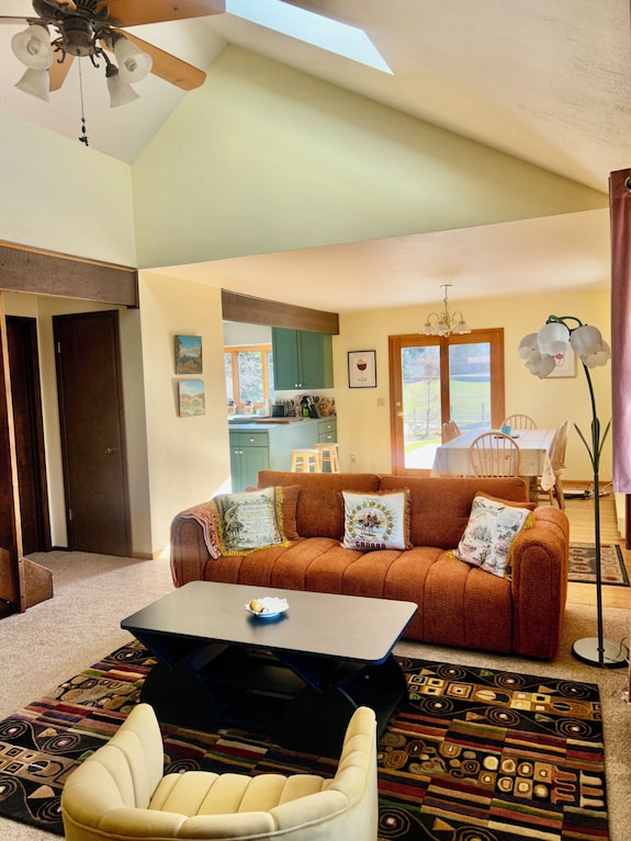 Charming 4-bedroom Farmhouse In Beautiful Whitefish Perfect For Relaxing - Kalispell, MT