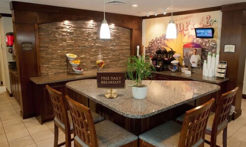 King Studio Suite w/ Kitchenette in Poconos