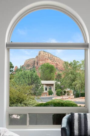 Interior - Chapel Showstopper! Walk to trails, Private yard (Sedona)