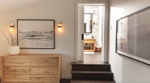 Interior - West Vancouver Ambelside Mid-Century Home (West Vancouver)