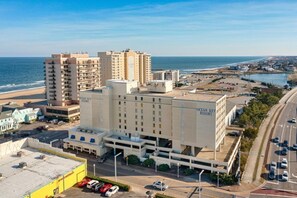 Exterior - 2-bdrm, 2 full bath, kitchen, ocean view unit w/balcony - steps from the beach. (Virginia Beach)