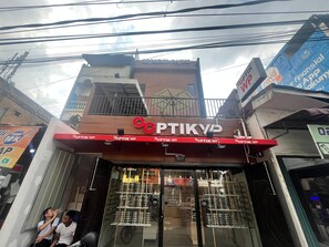 Exterior - Hotel O near Universitas Sumatera Utara  (Medan)