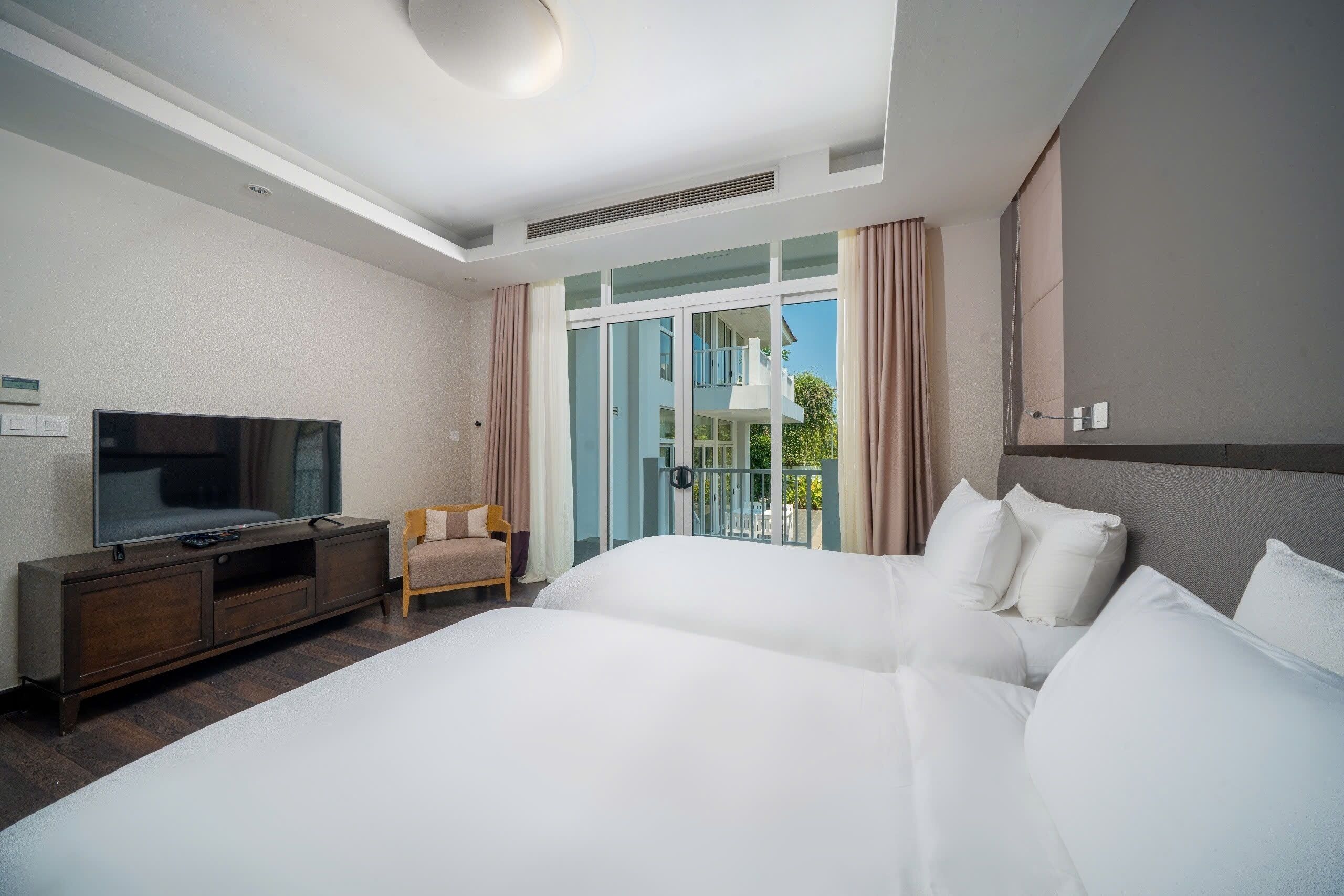 Villa, 4 Schlafzimmer, eigener Pool, Strandblick | Hochwertige Bettwaren, Daunenbettdecken, Select-Comfort-Betten