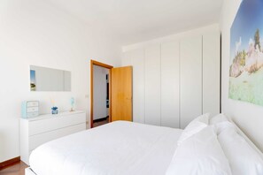 Free WiFi, bed sheets - Relax in riva by Monholiday (Monopoli)