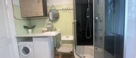 Apartment, 1 Schlafzimmer, Nichtraucher, Küche | Badezimmer