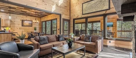 Smart TV, chimenea y videojuegos
