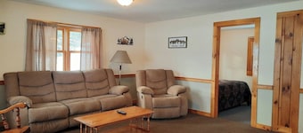 Lakeview 1 — First Lake Access • 2 Bedrooms • Sleeps 4 • Dock Space • Snowmobile Trail