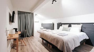 Bureau, espace de travail pour ordinateur portable, Wi-Fi gratuit