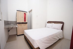 Room - Hotel O Singgah Sini Homestay Syariah (Malang)
