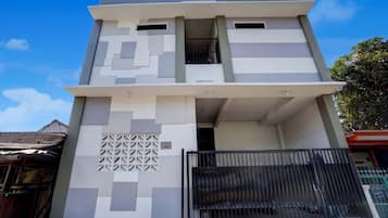 Bagian depan properti