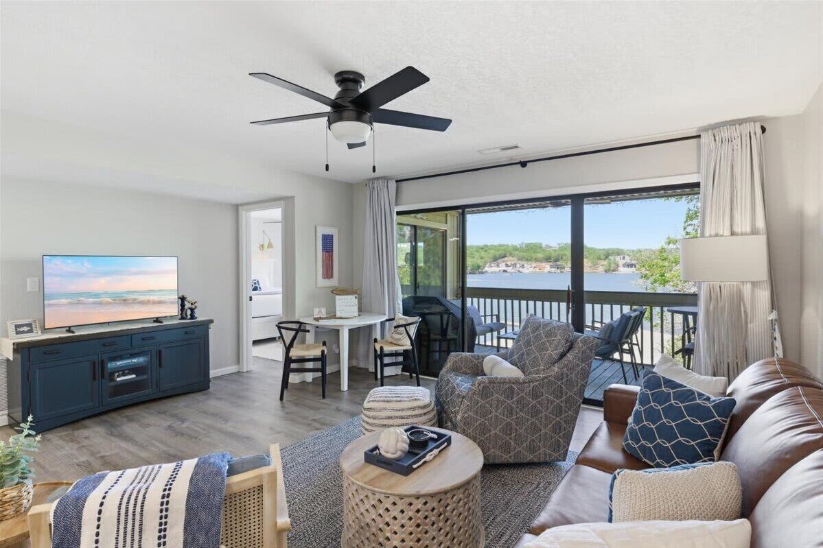Condo, Multiple Beds, Balcony (2500 Baypoint Ln 135) | Living area