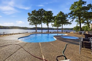 Pool - Lakeview Retreat Near Margaritaville (Osage Beach)