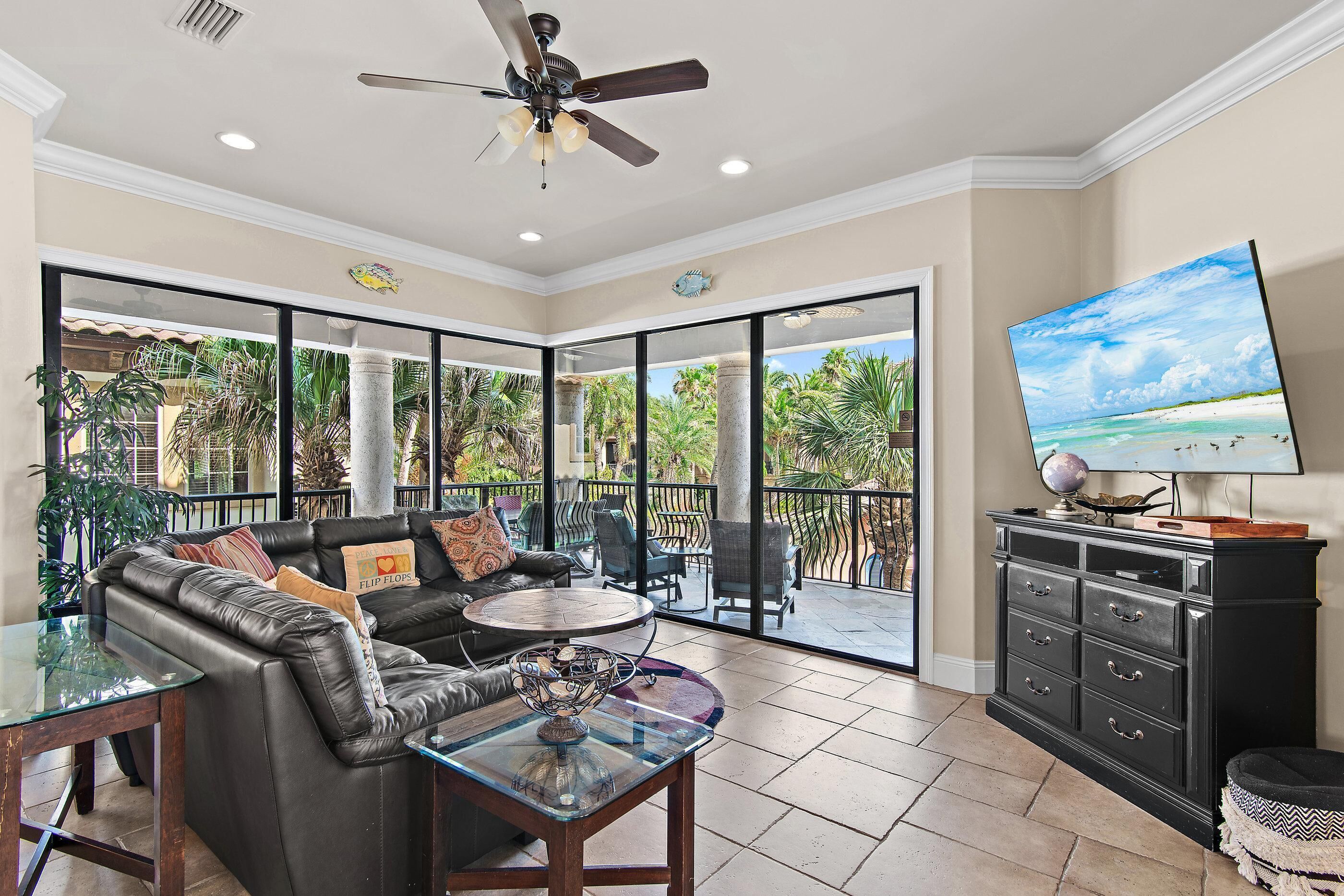 House, Multiple Beds (Casa del Mare) | Living area