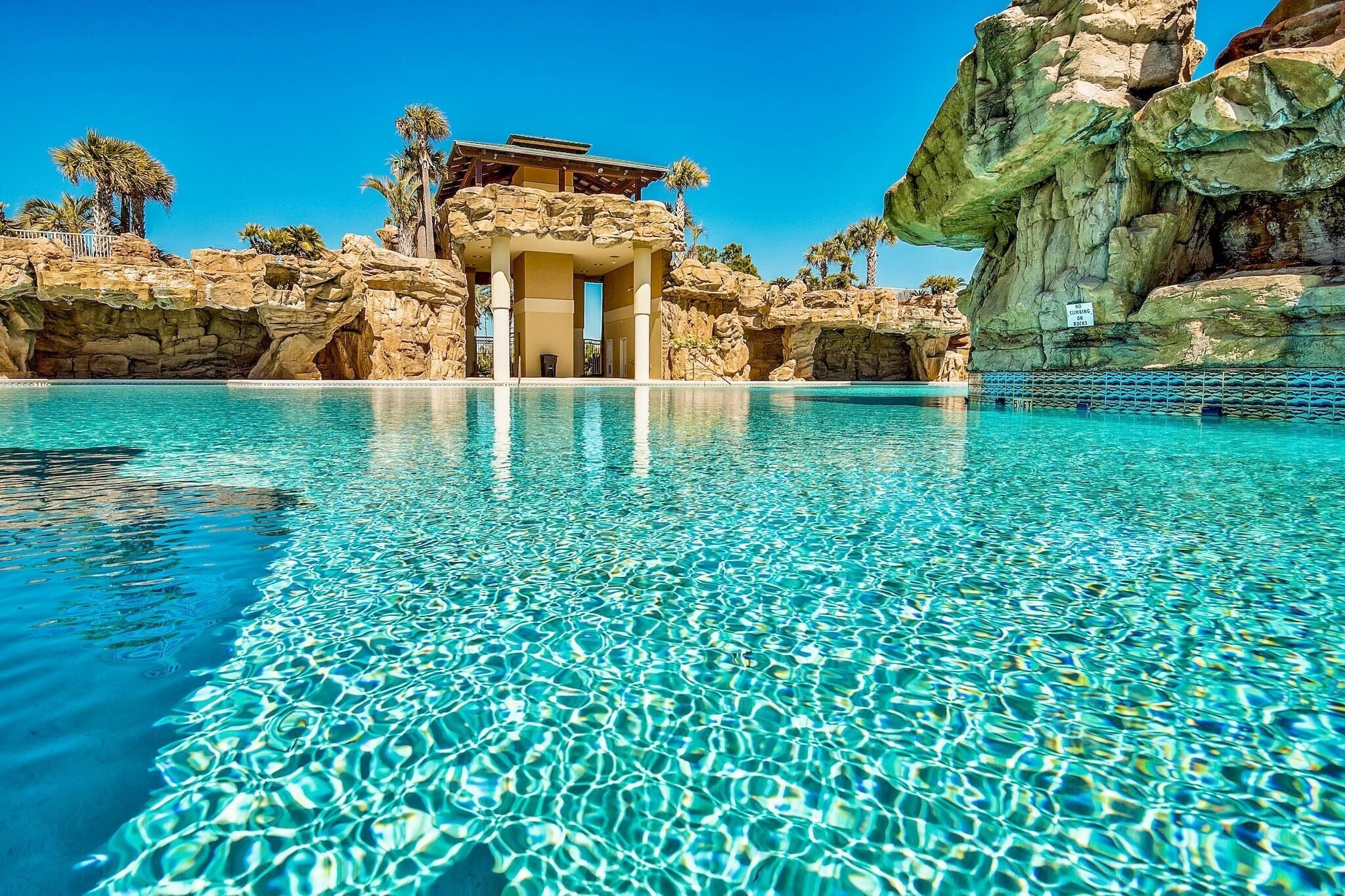 Maison, plusieurs lits (Gulf Breeze) | Piscine