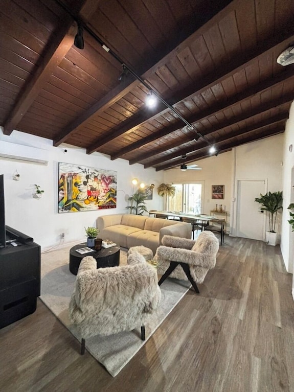 City Escape Near Beach Sunsets & La Adventures - Inglewood, CA