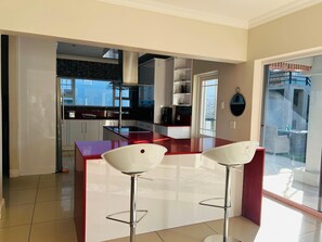 Full-sized fridge, microwave, oven, stovetop - 50 Boutique Hotel and Spa (Port Elizabeth)