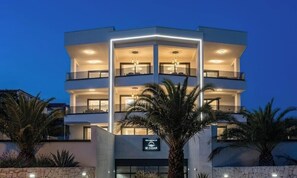 Exterior - THE FEELING WHEN A DREAM COMES TRUE (Zadar)