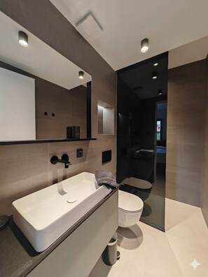 Shower, hair dryer, towels, soap - THE FEELING WHEN A DREAM COMES TRUE (Zadar)