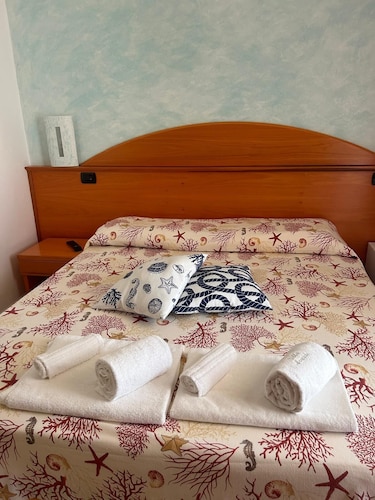 Villa Arneide - Apulian B&B