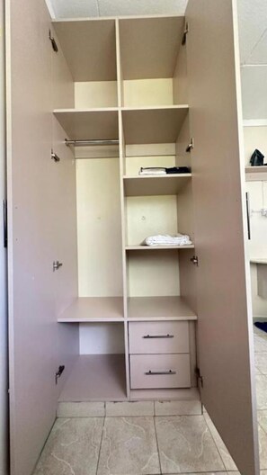 Interior - Golden Studio (Nairobi)