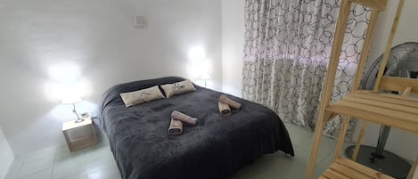 Internet, bed sheets