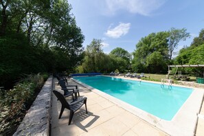 Beheizter Pool