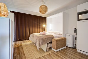 Bügeleisen/Bügelbrett, kostenloses WLAN